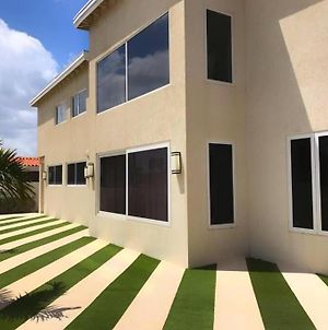 Maison Blanche Your Paradise Exclusive Villa Palm Beach Exterior photo