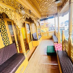 Luxury Maaple Leaf Houseboat Hotel Srinagar  Exterior photo