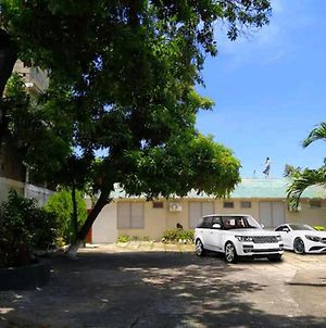 Entire 6-Bedroom Villa Free Parking With Fast Wifi Discovery Bay Exterior photo