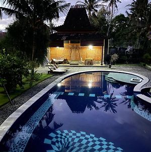 Meriki Losari Villas, In The Heart Of Bali Island Sukawati  Exterior photo