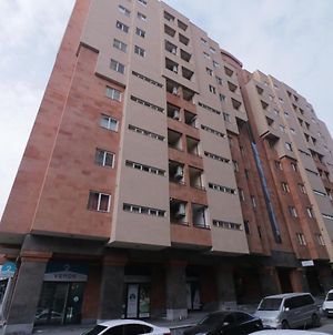 Stay Inn Apartments On Aram Street Yerevan Exterior photo