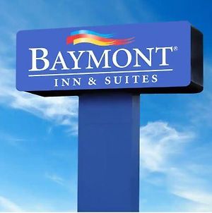 Baymont By Wyndham Holland - Toledo Exterior photo