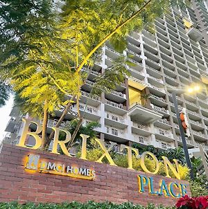 Brixton Place Kapitolyo Pasig Apartment Manila Exterior photo