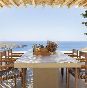 Kir Mimis Awarded Cycladic Villa Serifos Island Exterior photo
