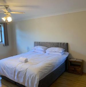 King Bed Suite, Executive Office, Fast Wifi, Free Parking St Ives  Exterior photo