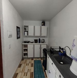 Pequeno Apartamento Em Chacara Proximo As Praias Apartment Sao Francisco do Sul Exterior photo