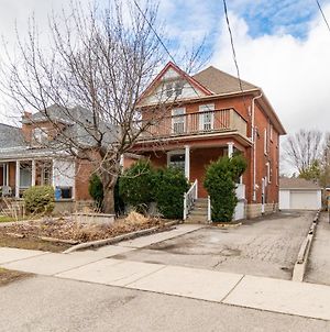 Charming Centrally 2 Bedroom In London Ontario Exterior photo