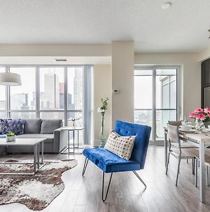 Luxurious 1Br W King Bed & Attractive City Views Toronto Exterior photo