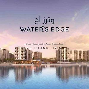 Apartment In Waters Edge Abu Dhabi Exterior photo