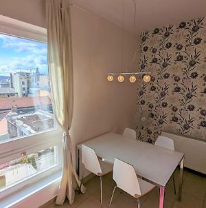 Purple Skyline - Central One Bedroom Stunning View Budapest Exterior photo