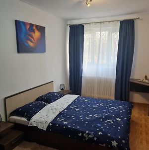 Two Rooms Parc Ior Apartament Bucharest Exterior photo