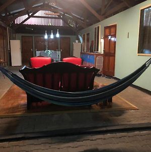 Unu Pikin Guesthouse Paramaribo Exterior photo
