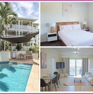 Lovely 2-Bed Apartment Pool - Lake Water Views Townsville Exterior photo