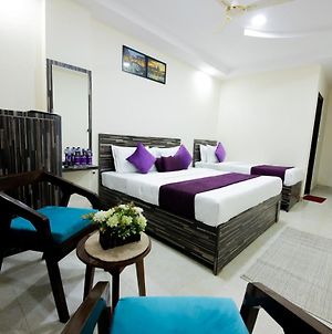 Umra Grace - Hotel In Haridwar By Perfect Stayz Exterior photo