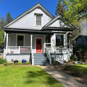Home With Pool, Walk To Downtown! Nevada City Exterior photo
