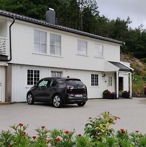 Gjestehus I Tveit Apartment Kristiansand Exterior photo