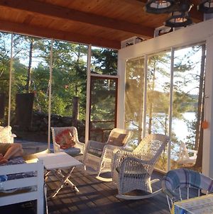 Quiet, Secluded Cottage For Rent On Blackstone Lake, Ontario Parry Sound Exterior photo