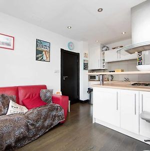 Modern 1Br Apt With A Superb Decked Roof Terrace Apartment London Exterior photo