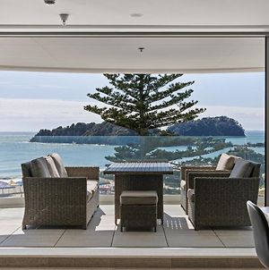 Oceanside Bliss - Absolute Beachfront - Uninterrupted Ocean Views With Pool Mount Maunganui Exterior photo