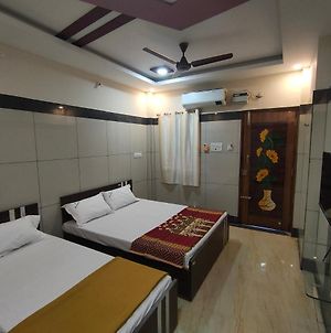 Sar Raj S R Residency Bed & Breakfast Vellore Exterior photo
