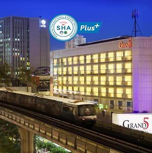 Grand 5 Hotel & Plaza Sukhumvit Bangkok - Sha Extra Plus Certified Exterior photo