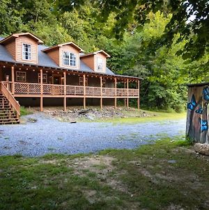 Wooded Cabin On 47Ac. Pvt Trails. 17 Mins To Gsmnp Villa Walland Exterior photo