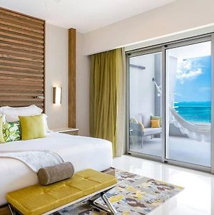 Punta Sam: 2 Bedroom Ocean View Cancun Exterior photo