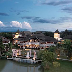 Le Meridien Chiang Rai Resort Exterior photo