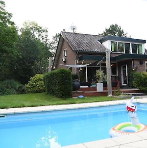 Villa In The Forrest Of Amsterdam With Pool Velsen-Zuid Exterior photo