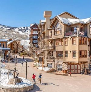 Luxury 2 Bedroom Ski In, Ski Out Mountain Vacation Rental Near Treehouse Snowmass Village Exterior photo