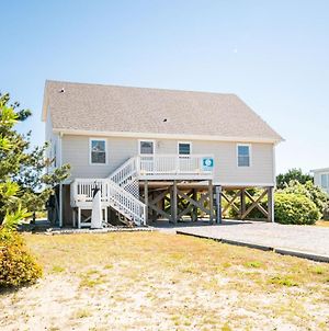 Katie Lou'S Place By Oak Island Accommodations Caswell Beach Exterior photo