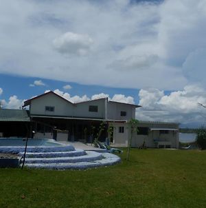 Bluepango Guest House Port Vila Exterior photo