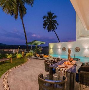 Legacy By Hireavilla - Luxury 4Br Home In Siolim W Field View & Pool Exterior photo