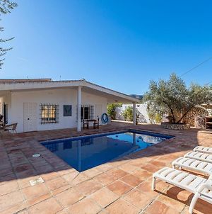 Amazing Home In Malaga With Wifi, Swimming Pool And 3 Bedrooms Exterior photo