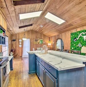 Cozy Cabin Oasis W/ Hot Tub /Putting Green Magee Exterior photo