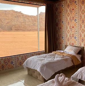 Wadi Rum Luxury Camp With Tour Exterior photo