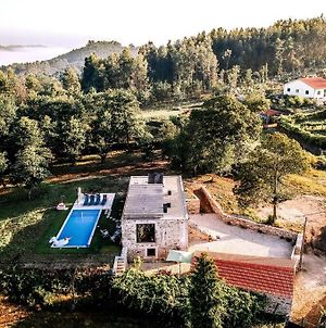 Ferienhaus Mit Gastehaus Im Norden Portugals Villa Agualonga Exterior photo