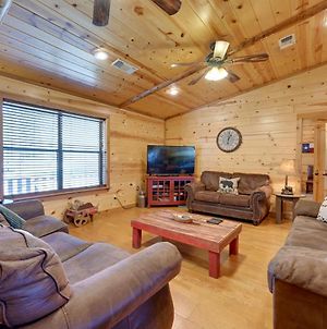 Broken Bow Cabin With Hot Tub And Covered Deck! Stephens Gap Exterior photo