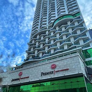 Best Western Premier Batumi Hotel Exterior photo