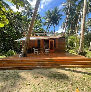 Go Native Fiji Beach House Savusavu Exterior photo