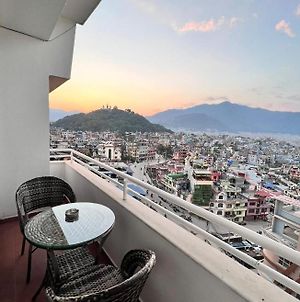 Apartment 7D,Retreat Kathmandu Exterior photo
