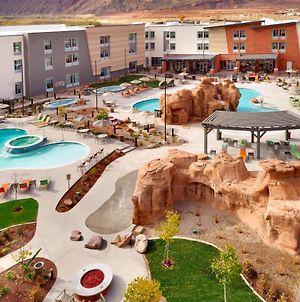 Springhill Suites By Marriott Moab Exterior photo