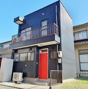 Whole House Rental 一棟貸切宿 "Your Home Tottori" 市内中心地近くの素敵な一軒家 Exterior photo