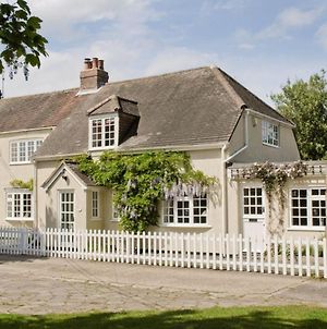 The Bothy Villa Lymington Exterior photo