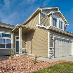 4 Bedroom New Build With Fireplace Minutes To Fort Carson Fountain Exterior photo