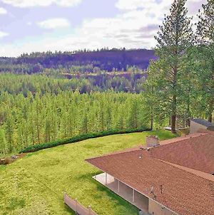 Family Friendly Spacious Home. Million Dollar View! Spokane Exterior photo