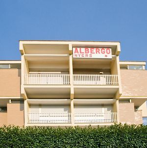 Albergo Nyers Perugia Exterior photo