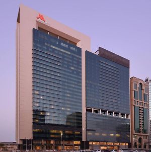 Marriott Executive Apartments Downtown Abu Dhabi Exterior photo