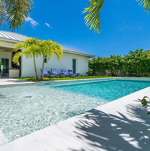 Luxury House 4 Beds Heated Pool W Jaccuzzi Apartment North Bay Village Exterior photo