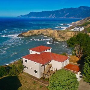 Stunning Oceanview Shelter Cove! Hot Tub! Oceanfront! Apartment Exterior photo